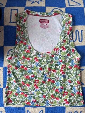 NWOT Big Bud Press Strawberry Tank Large